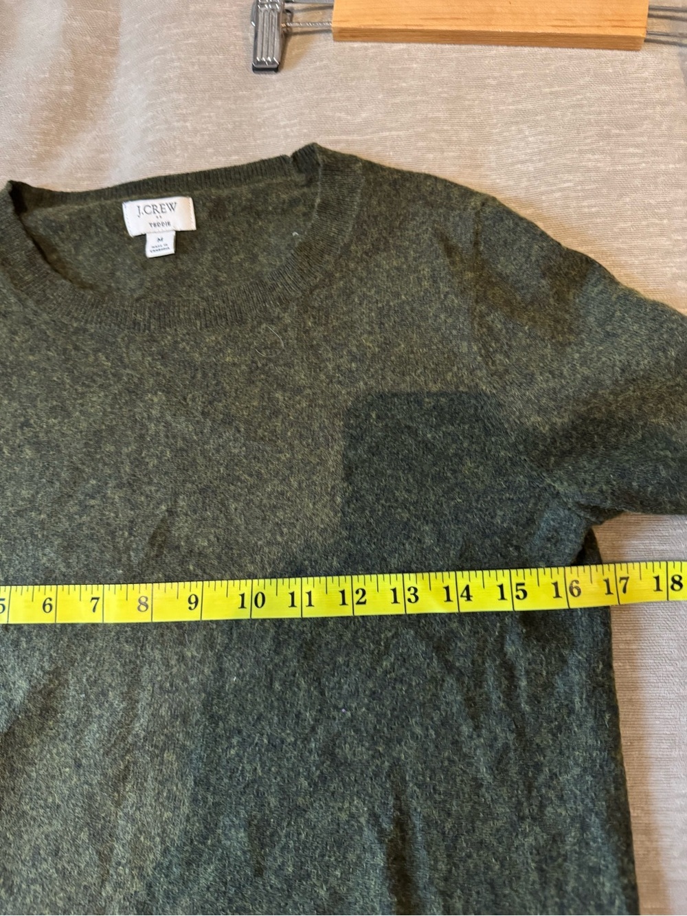 J.Crew Teddie Merino Wool Blend Sweater Medium Olive Green Crewneck Soft Classic - Picture 8 of 10